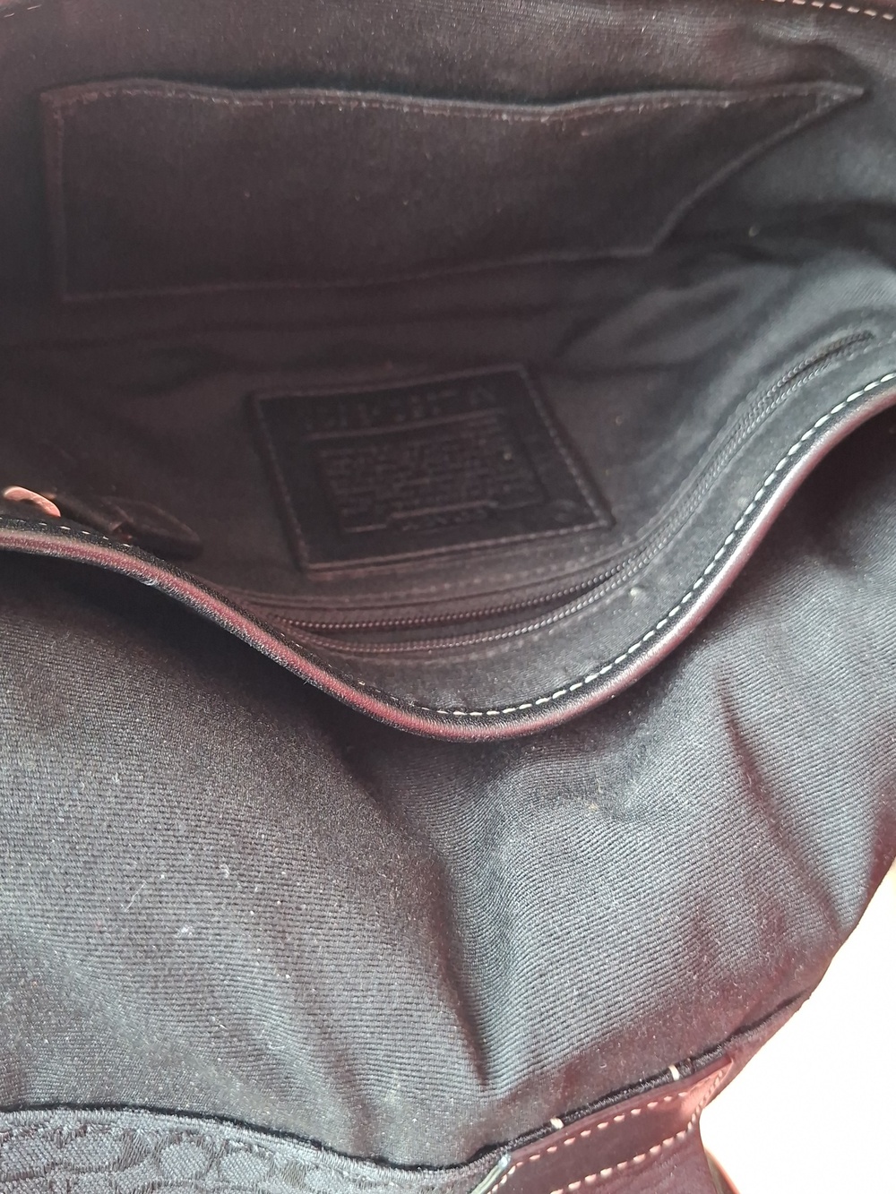 Coach Signature Soho Vintage black monogram shoulder bag in canvas and leather - Picture 12 of 15